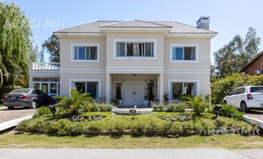 Casa en VENTA Echeverria Del Lago - Canning
