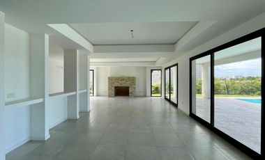 Casa en Venta en Canton al Golf - Canton Golf - vista al lago