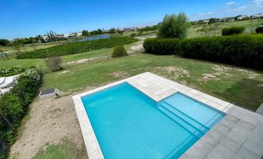 Casa en Venta en Canton al Golf - Canton Golf - vista al lago