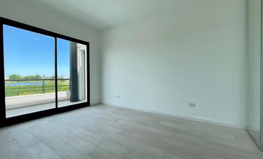 Casa en Venta en Canton al Golf - Canton Golf - vista al lago