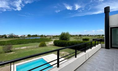 Casa en Venta en Canton al Golf - Canton Golf - vista al lago