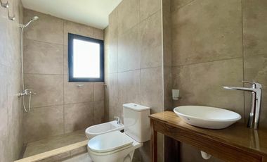 Casa en Venta en Canton al Golf - Canton Golf - vista al lago