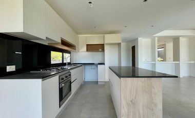 Casa en Venta en Canton al Golf - Canton Golf - vista al lago