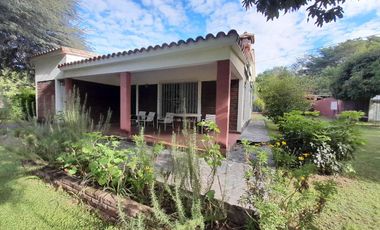 Casa de 2 dormitorios en venta en Arroyo Leyes - Santa Fe