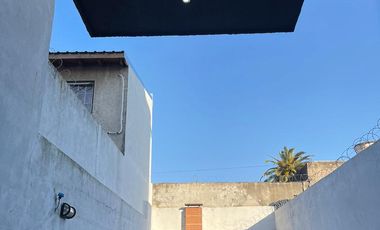 Departamento en  venta de 3 ambientes con cochera - Villa Dominico