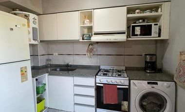 Departamento en  venta de 3 ambientes con cochera - Villa Dominico