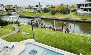 Casa en alquiler en el Barrio el Yacht. Nordelta