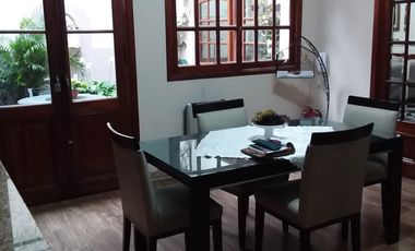 Casa en BOEDO 5 DORMITORIOS, ESCRITORIO, QUINCHO, PARRILLA.TERRAZAS, ASCENSOR.