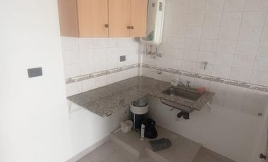 VENTA DPTO 2 AMB PB R. DE ESCALADA 4 CUADRAS AV H. YRIGOYEN