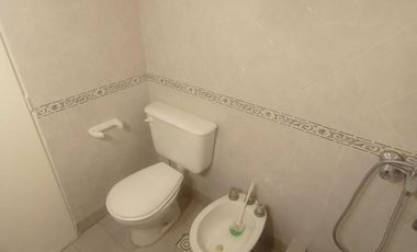 VENTA DPTO 2 AMB PB R. DE ESCALADA 4 CUADRAS AV H. YRIGOYEN