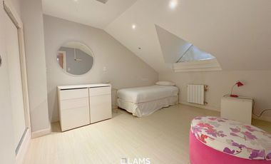Espectacular chalet con piscina en Barrio Los Troncos - Alquiler Temporario