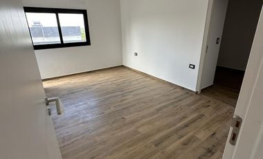 Se vende Casa en Barrio Privado Panambí