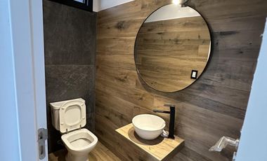 Se vende Casa en Barrio Privado Panambí
