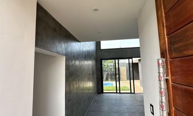 Se vende Casa en Barrio Privado Panambí