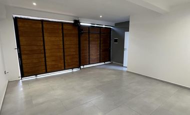 Se vende Casa en Barrio Privado Panambí