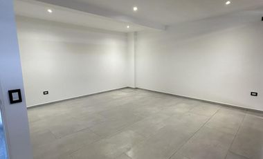 Se vende Casa en Barrio Privado Panambí