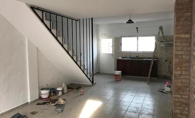 DUPLEX - Friedrich 530 - 2 dormitorios - Gabriel Suarez - Llavallol - Lomas de Zamora - Alquiler