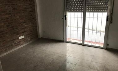 DUPLEX - Friedrich 530 - 2 dormitorios - Gabriel Suarez - Llavallol - Lomas de Zamora - Alquiler