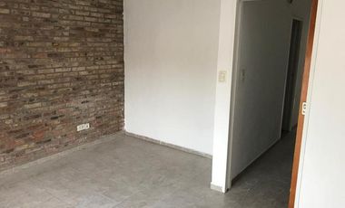 DUPLEX - Friedrich 530 - 2 dormitorios - Gabriel Suarez - Llavallol - Lomas de Zamora - Alquiler