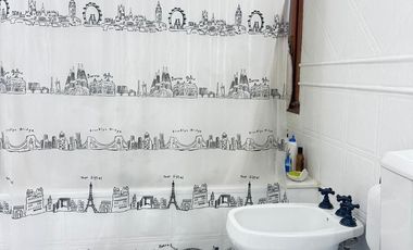 Casa 4 Ambientes con piscina en Venta - Quilmes