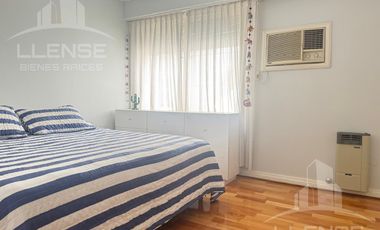 Casa 4 Ambientes con piscina en Venta - Quilmes