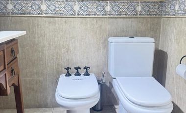 Casa 4 Ambientes con piscina en Venta - Quilmes