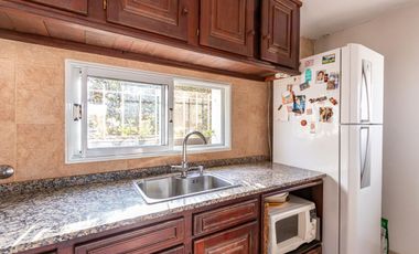 VENTA CASA DE 3 DORMITORIOS EN FUNES CON PILETA