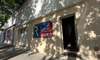 Casa céntrica ideal inversion! Renta inmediata