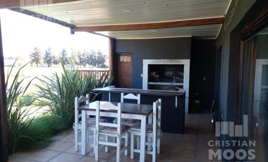 Casa de 5 ambientes en Venta  en El Cazal Escobar