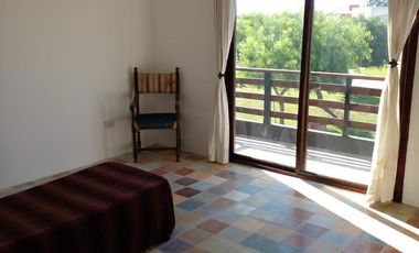Casa de 5 ambientes en Venta  en El Cazal Escobar