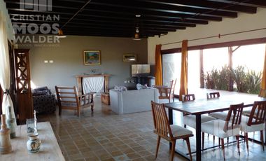 Casa de 5 ambientes en Venta  en El Cazal Escobar