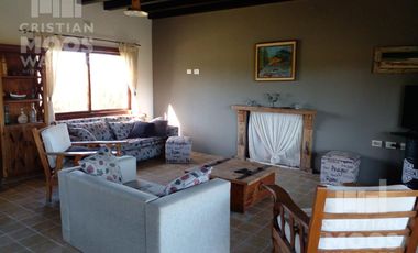 Casa de 5 ambientes en Venta  en El Cazal Escobar