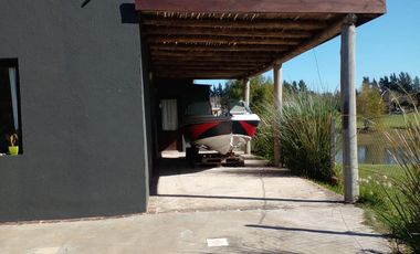 Casa de 5 ambientes en Venta  en El Cazal Escobar