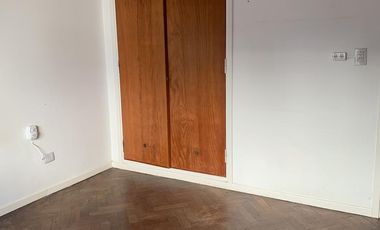 Departamento 3 ambientes con terraza en Llavallol al 4100
