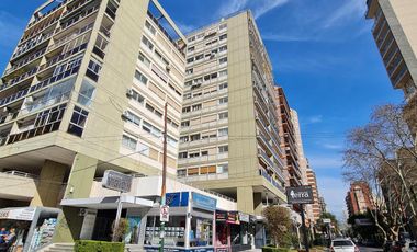 Departamento 3 ambientes  con balcon - con cochera - Baulera - Piso alto - Apto credito