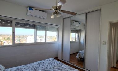 Departamento 3 ambientes  con balcon - con cochera - Baulera - Piso alto - Apto credito