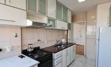 Departamento 3 ambientes  con balcon - con cochera - Baulera - Piso alto - Apto credito