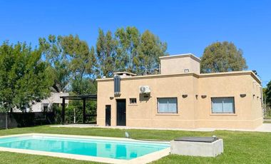 Venta - Casa - Barrio Parque Sakura - Exaltación de la Cruz