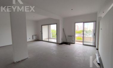 DEPARTAMENTO DE DOS DORMITORIOS A ESTRENAR CON COCHERA EN 42 E/8 Y 9 - LA PLATA CENTRO