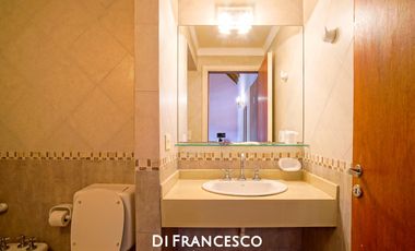 Hotel en venta en Pinamar - Av. Bunge