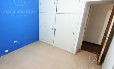Duplex en Venta en Llavallol: 2 dormitorios, cochera y terraza. Acepta permuta.