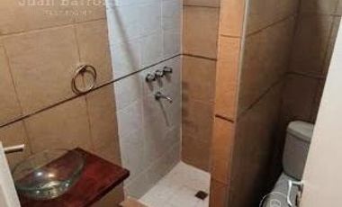 Duplex en Venta en Llavallol: 2 dormitorios, cochera y terraza. Acepta permuta.