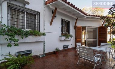 Chalet de 5 ambientes con parque