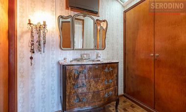Chalet de 5 ambientes con parque