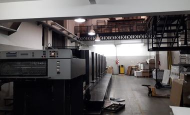 Oficinas 400m2   gran galpón  - Florida