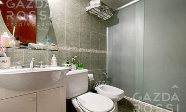 Casa con piscina en Echeverria Del Lago fondo a pulmón verde
