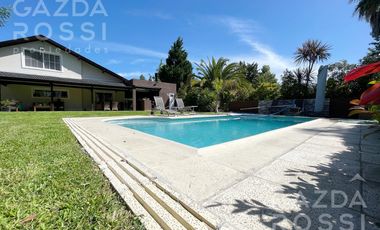 Casa con piscina en Echeverria Del Lago fondo a pulmón verde