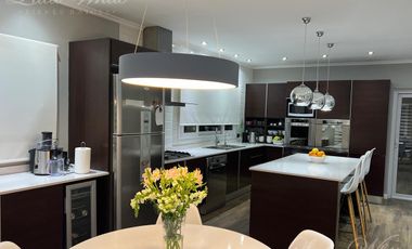 Venta - Casa de 5 amb. en Echeverría del Lago