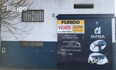Galpón en zona comercial de Rosario