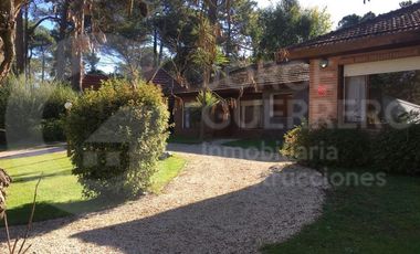 Casa en Carilo